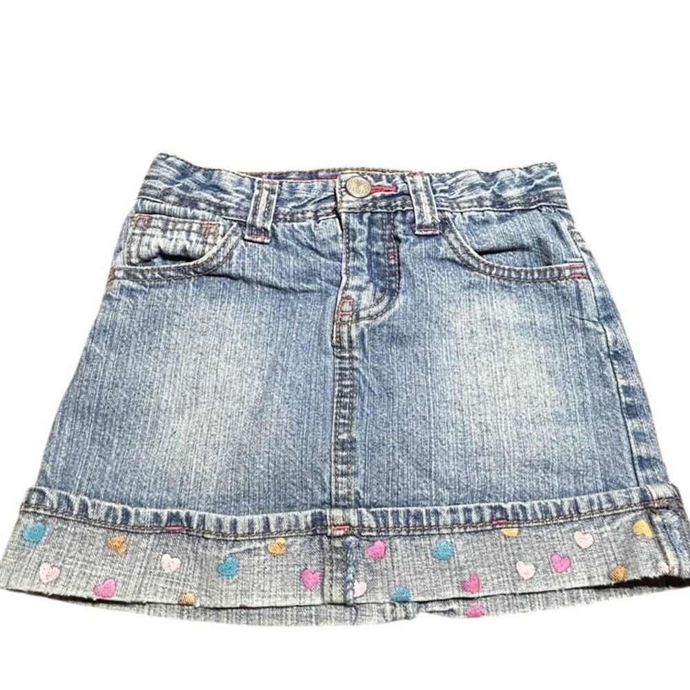 Circo denim skort heart pattern lining on bottom hem and back pocket sz xs